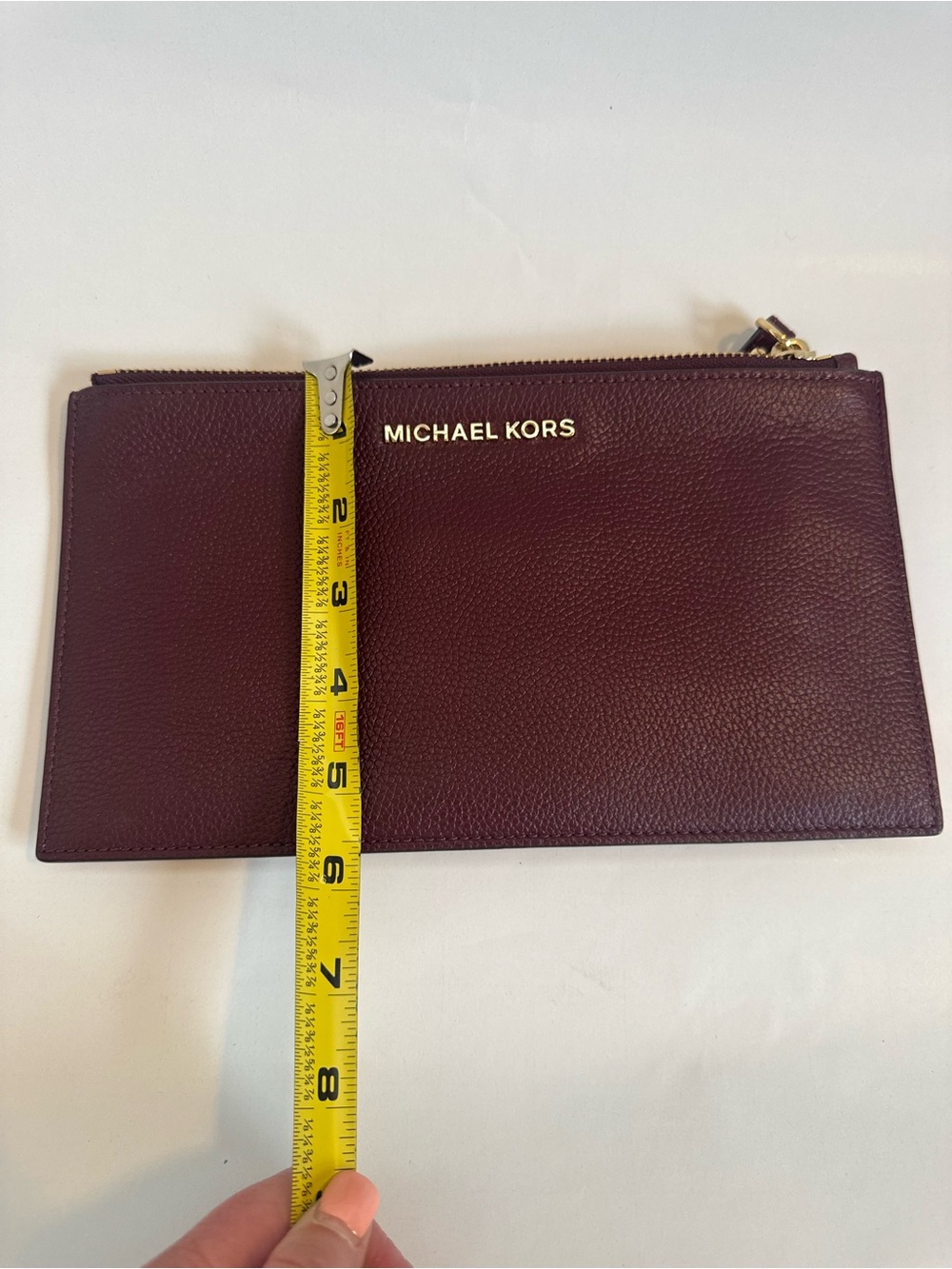 Michael Kors Women’s Jet Set Travel Burgundy Leather Wristlet with Gold Logo - Picture 8 of 9